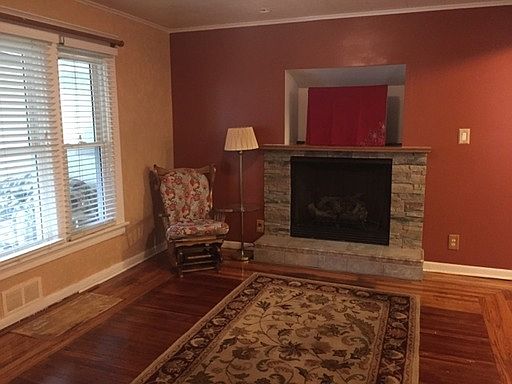 5th image of 1125 Bement St