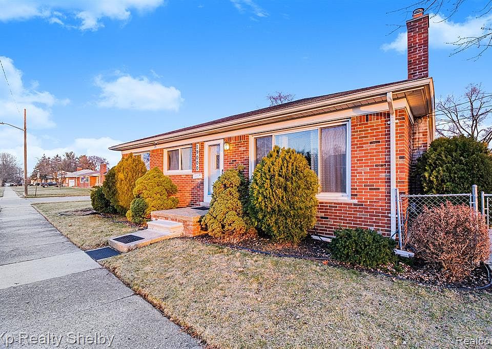 19000 Rosetta Ave, Eastpointe, MI 48021 MLS 2220034112 Zillow