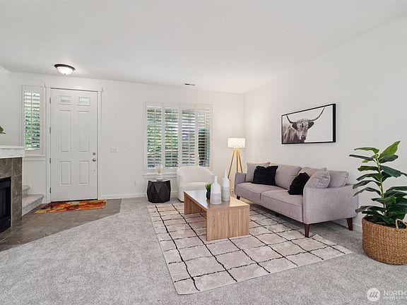 4th image of 907 148th Street SE