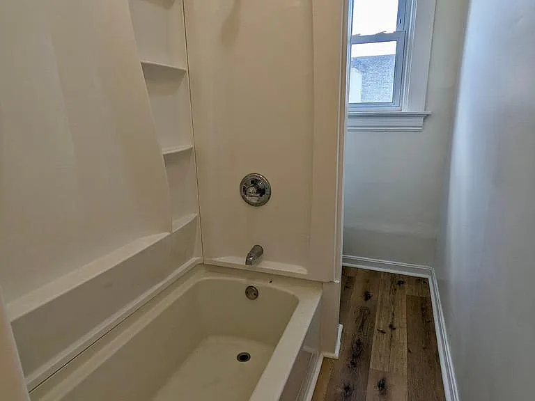 1712 Sherman Ave — Photo 26