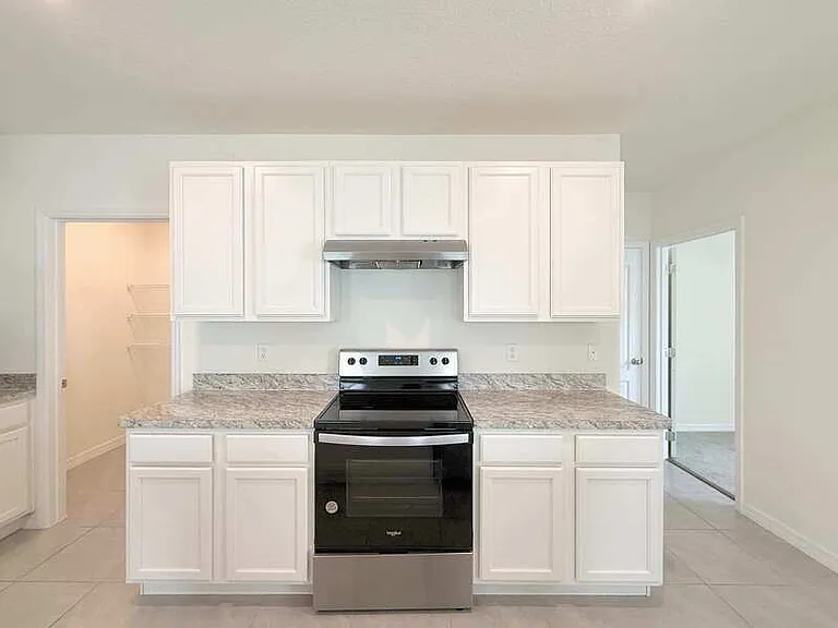 1374 Holodak Dr — Photo 8