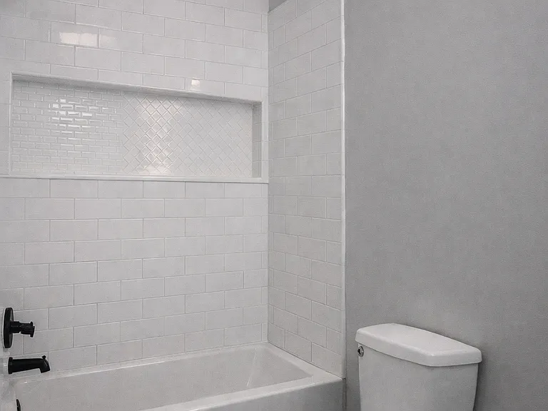 Fisher St Apartments — Photo 47