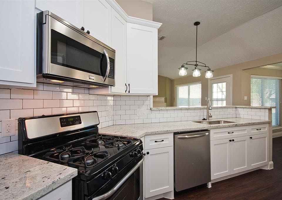 1st image of 2410 Decker Park Ct