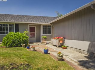 4125 Spruce St, Florence, OR 97439