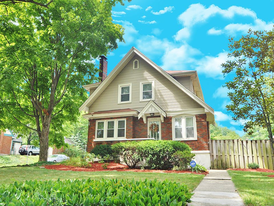 1st image of 3042 Ramona Ave