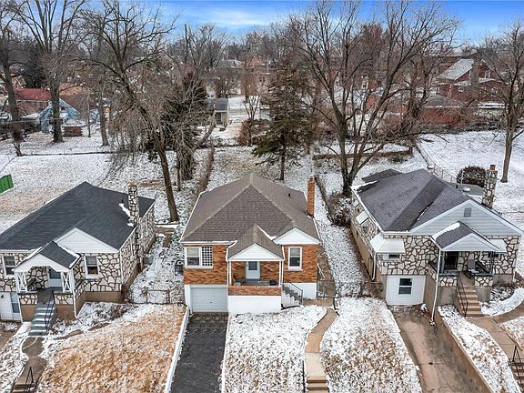 3rd image of 7024 Claremore Ave