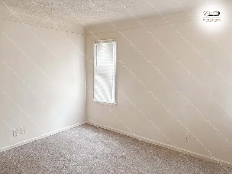 15711 Rossini Dr — Photo 12