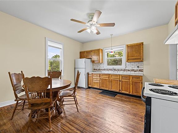 5th image of 1138 Kansas St