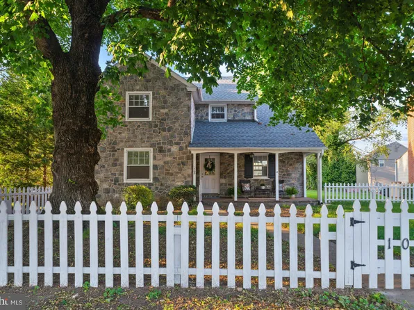 109 W Philadelphia Ave, Boyertown, PA 19512