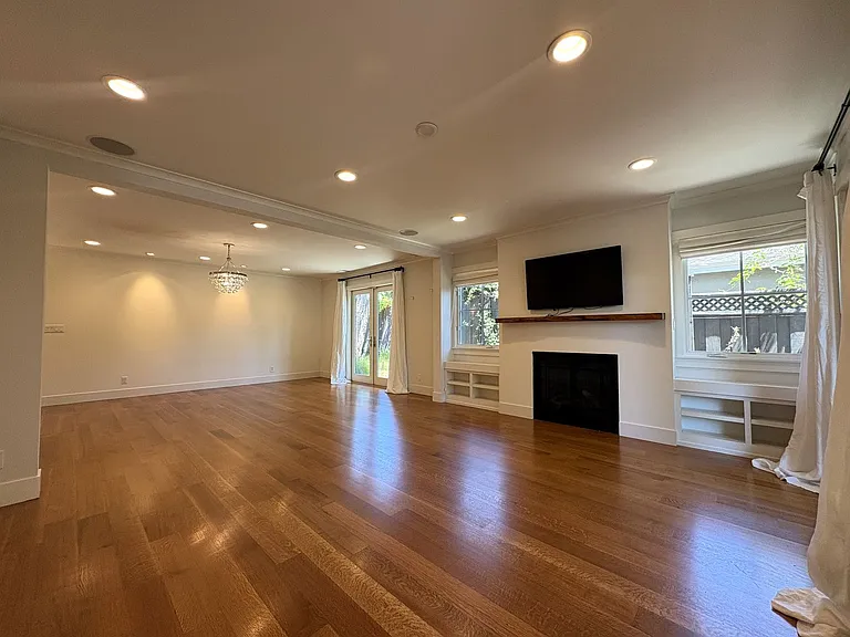 2771 South Ct — Photo 7