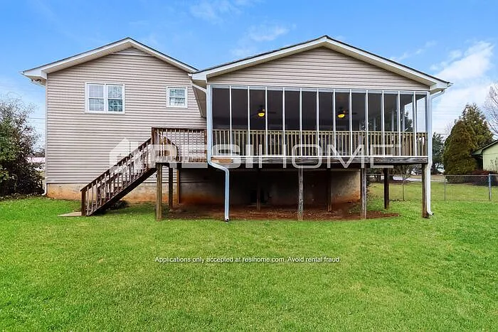 663 Honey Creek Rd SE — Photo 2