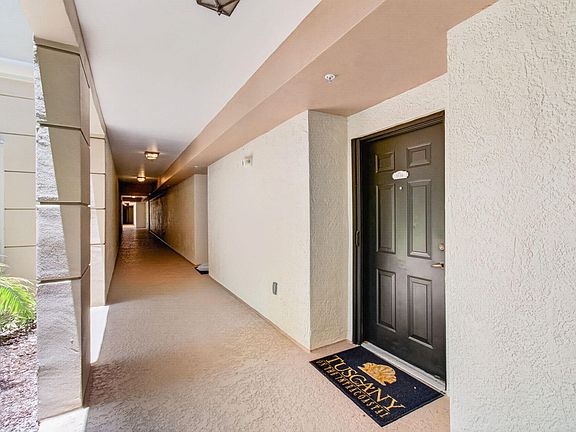 3rd image of 3110 Tuscany Way