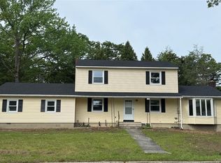 332 Browns Rd, Nesconset, NY 11767