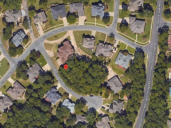 2nd image of 5 Wellington Woods Ct