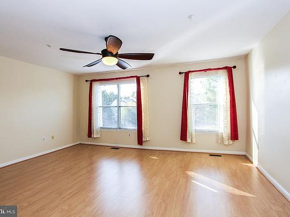 4th image of 23 Highstream Ct #1024