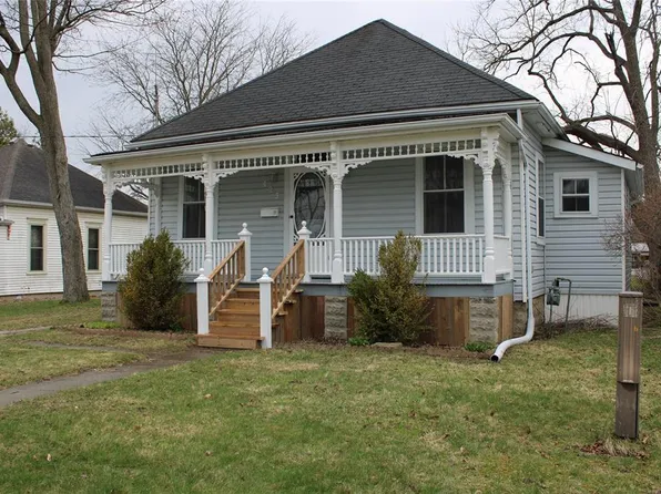 423 West St, Petrolia, ON N0N 1R0