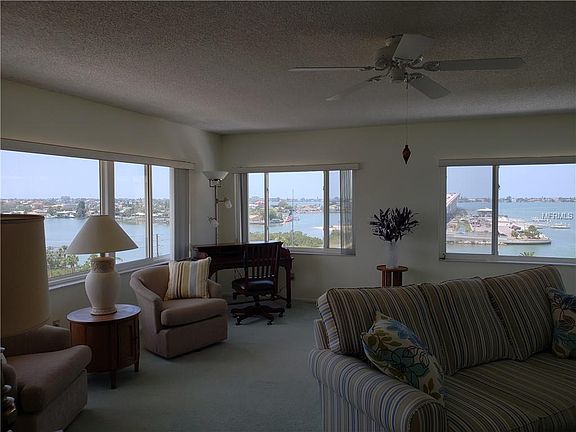 4th image of 100 Bluff View Dr APT 401A