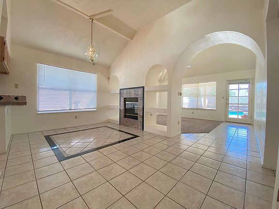 4th image of 4748 Loma De Plata Dr