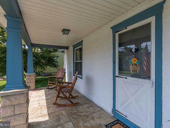 2nd image of 1812 Lukens Ave