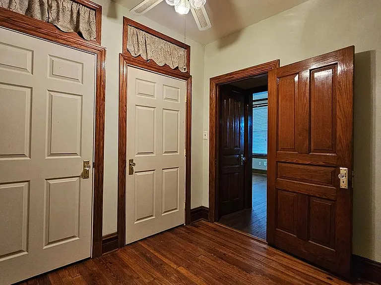 565 Trinity Rd — Photo 6