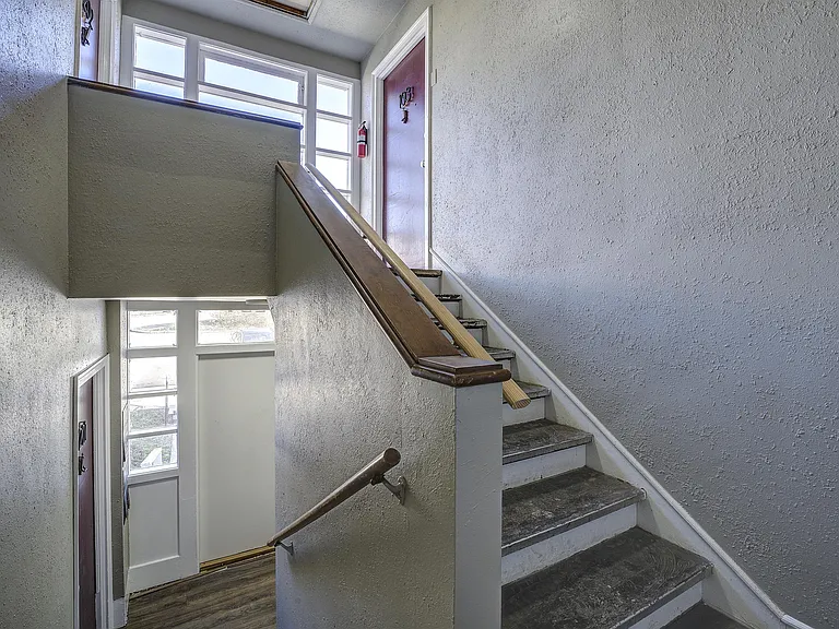 198 Mesa Lanebuilding #6-202 — Photo 21