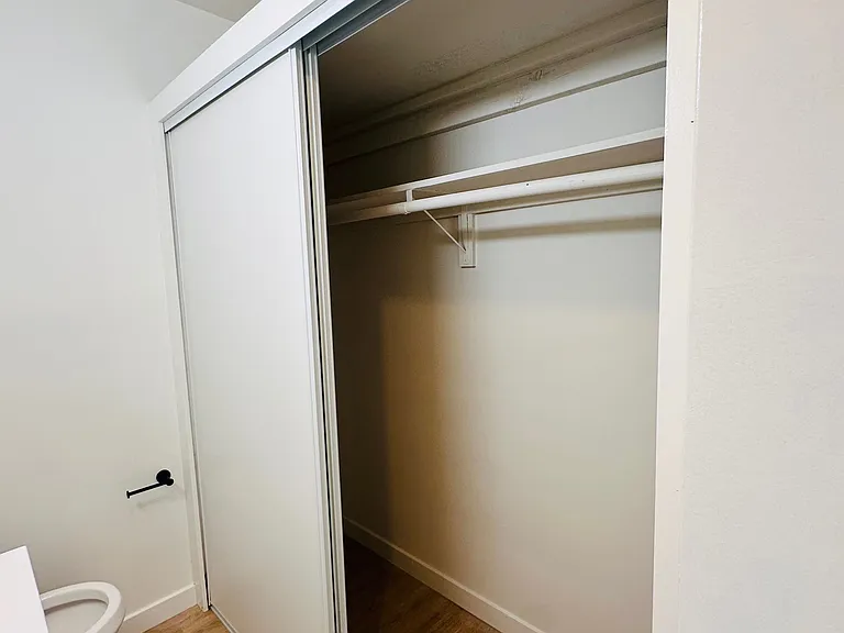 Kingston Apartments — Photo 10