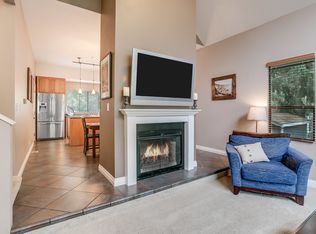 9512 117th Pl NE, Kirkland, WA 98033