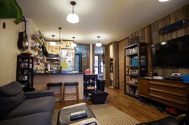 Rented by Lofts and Flats LLC | media 39