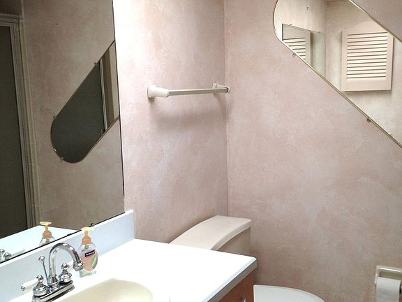 4th image of 12300 Park Blvd APT 207