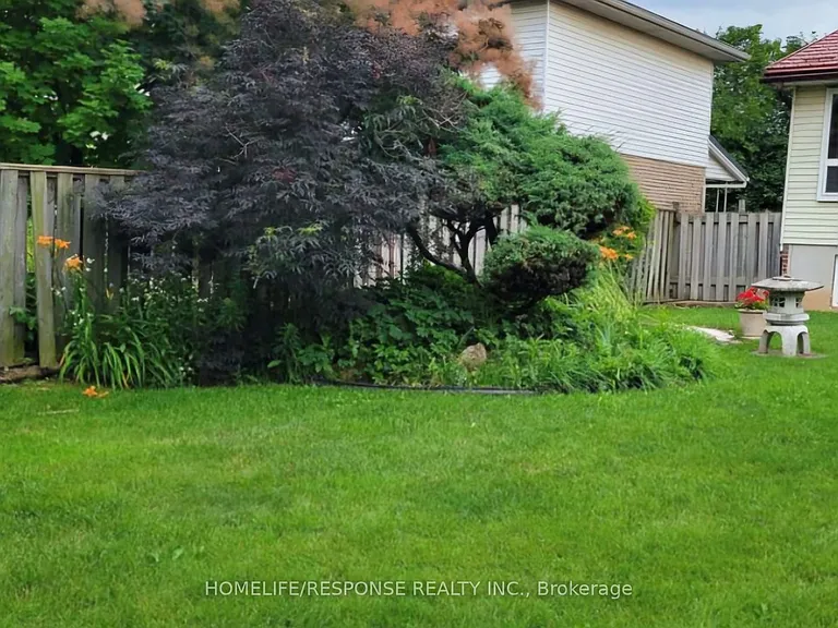 750 Willow Ave — Photo 15