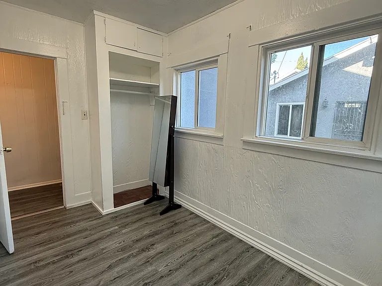 6125 Stafford Ave #2 — Photo 9