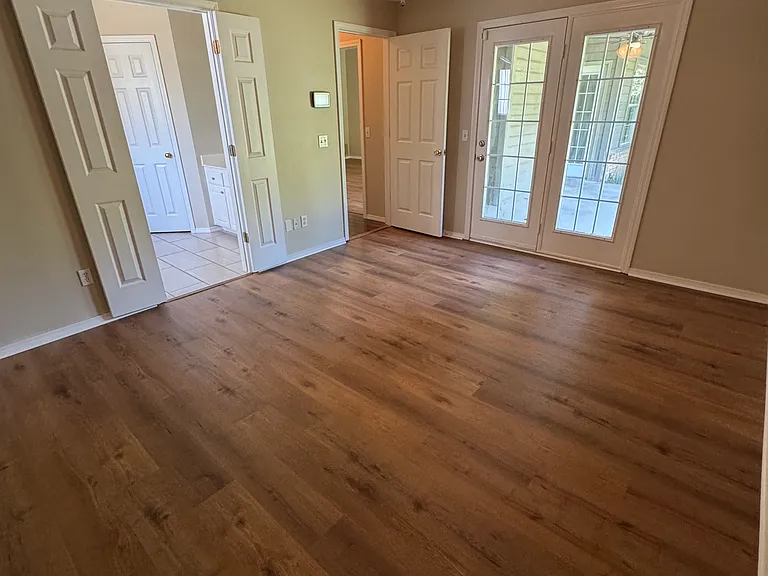 223 N Valley Dr — Photo 28