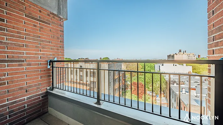 Rented by Nooklyn NYC LLC | media 75