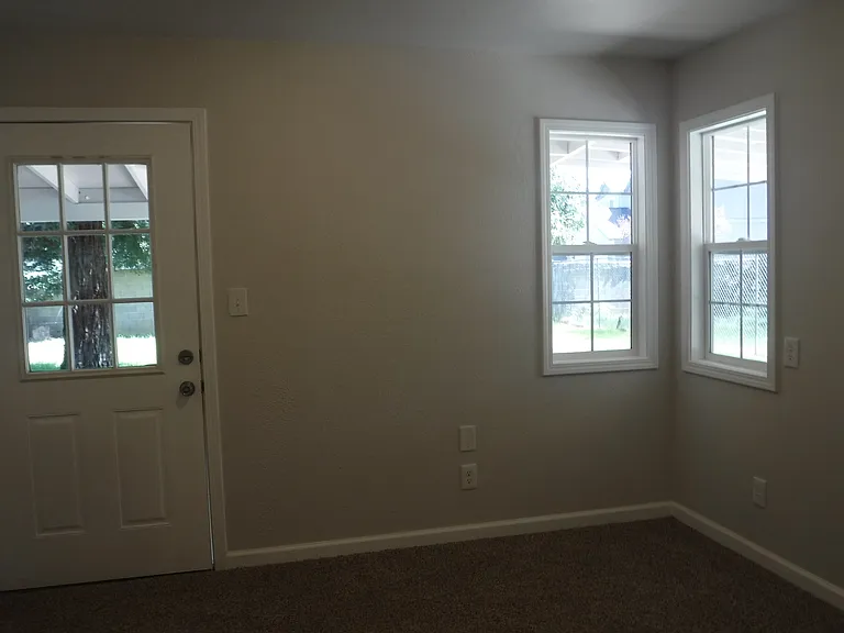 31 Rose Ln — Photo 10