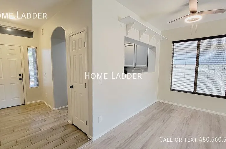 6235 W Navajo Dr — Photo 2