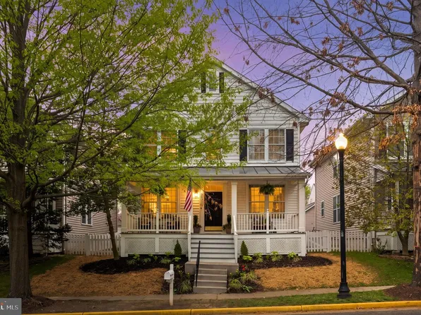 20321 Vermeer St, Ashburn, VA 20147