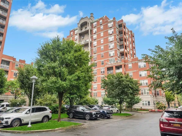 55 Oceana Drive #5G, Brooklyn, NY 11235