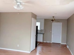 902 S Logan Ave, Independence, MO 64050