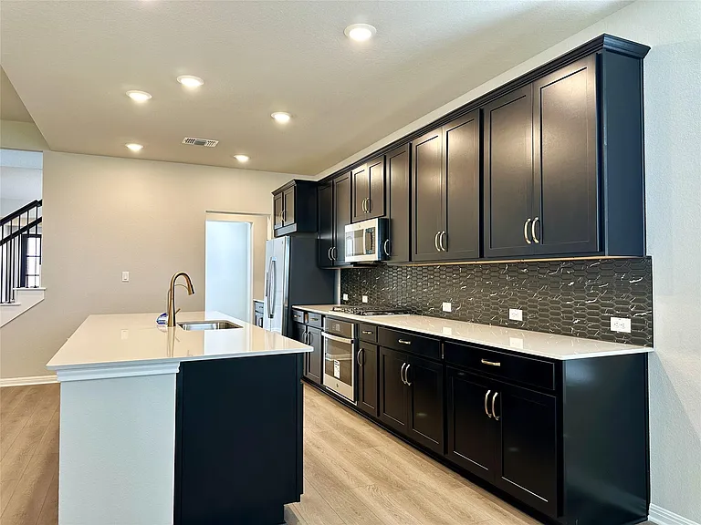 140 Coleto Trl — Photo 2