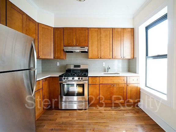 2nd image of 3420 34th St APT 2