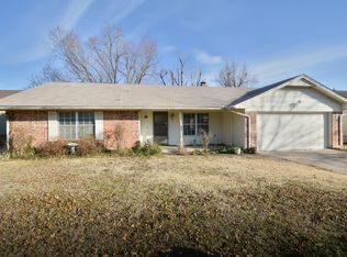 8929 E 16th Pl, Tulsa, OK 74112
