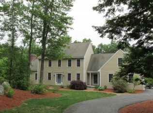 6 Parker Farm Ln, Amherst, NH 03031