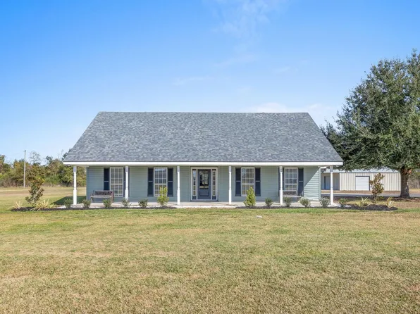 1416 Garreth Rd, Iowa, LA 70647