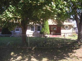 1341 Blue Ridge Ave, Rockford, IL 61101