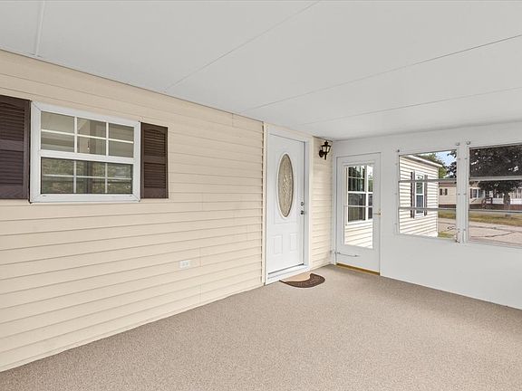 4th image of 9 Puritan Rd