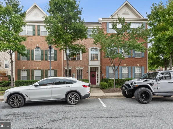 5224 Maries Retreat Dr #124, Bowie, MD 20720
