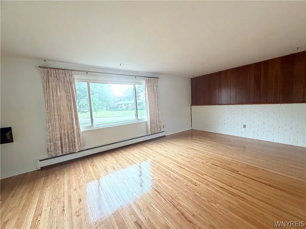 4 bed, 2.5 bath, 1972 sqft, $3,000 — Photo 4