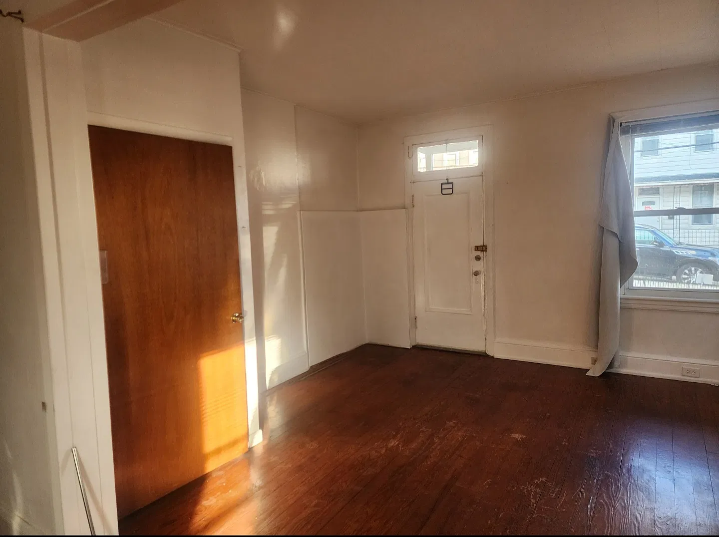 1 bed, 1000 sqft, $1,100 — Photo 3