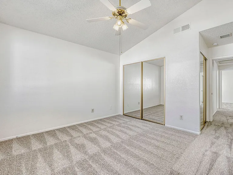6472 Burlwood Way — Photo 12