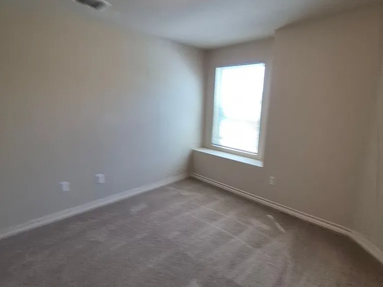 6850 Lakeview Dr #101 — Photo 16